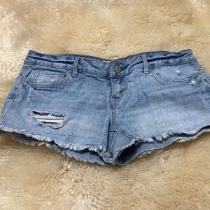 Aeropostale blue Jean cut off shorts size 3/4